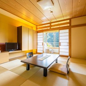 Japanese-Style Annex Room